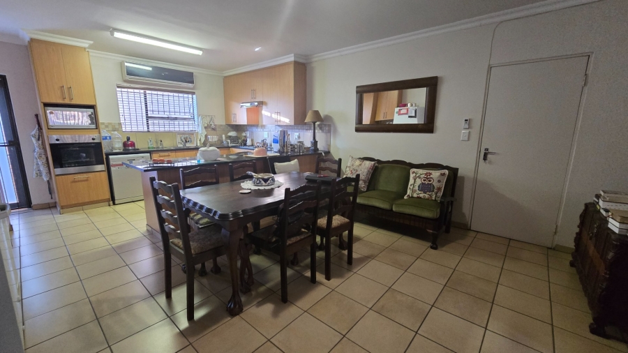1 Bedroom Property for Sale in Vredenhof Sh Free State